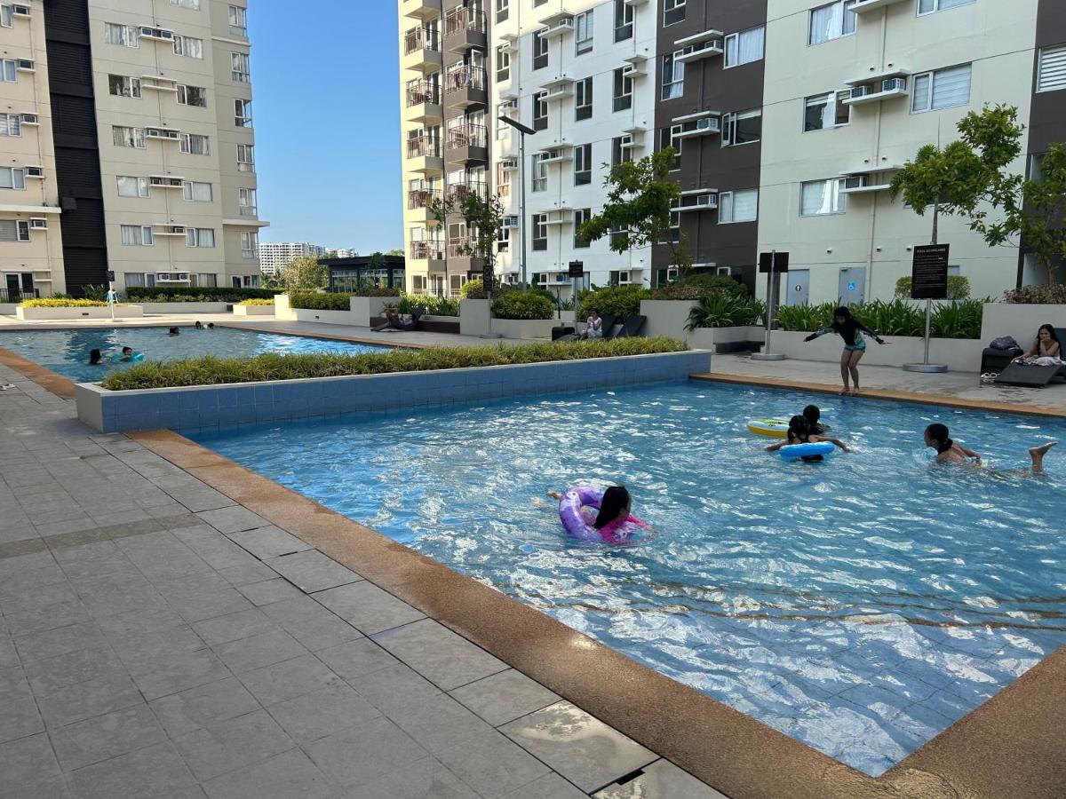 Avida tower 1 L21 staycation condotel rm1002 - B&B Iloilo