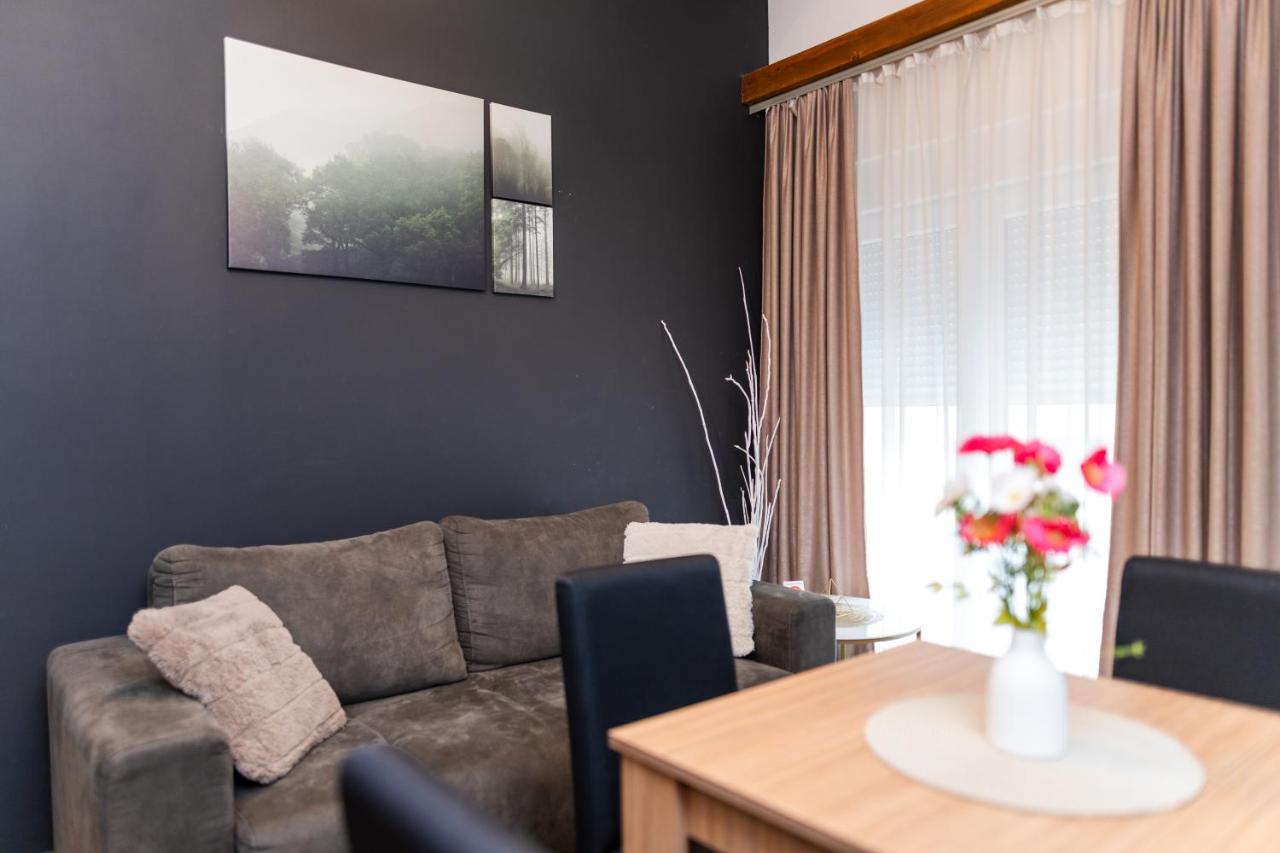 Apartment mit Terrasse