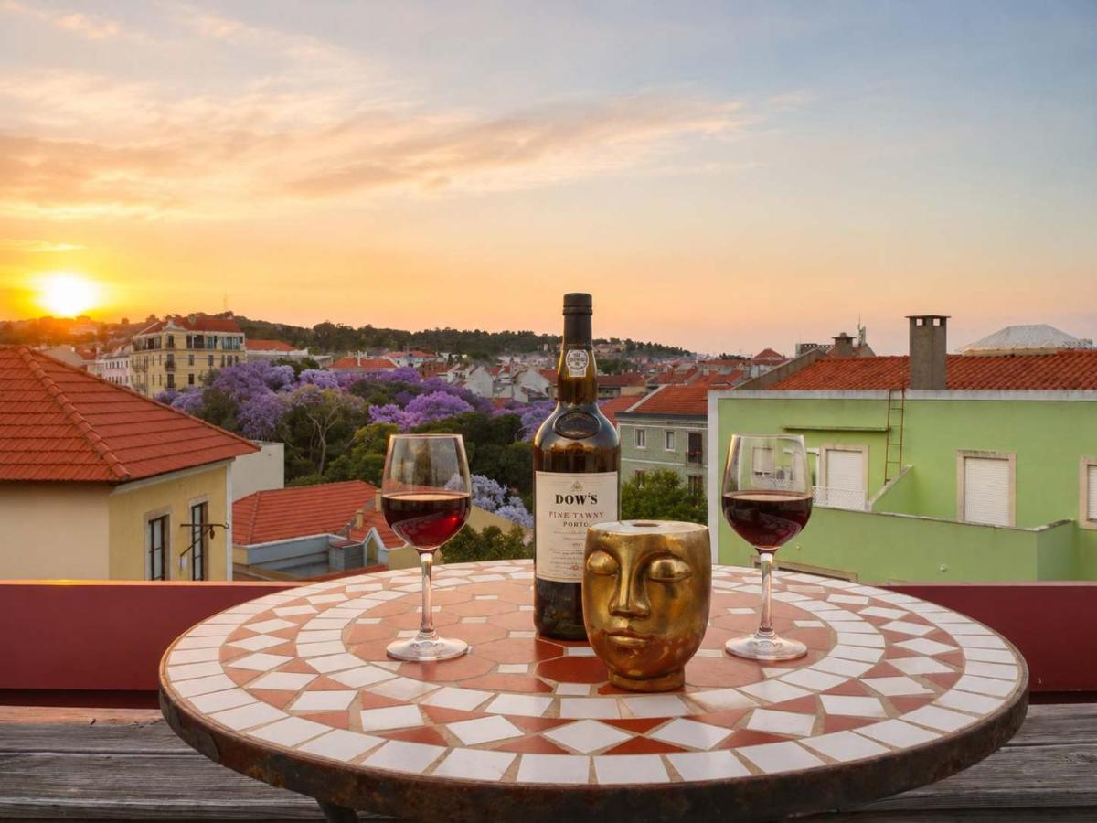Terrace & River View Retreat - Ferienwohnung Lissabon