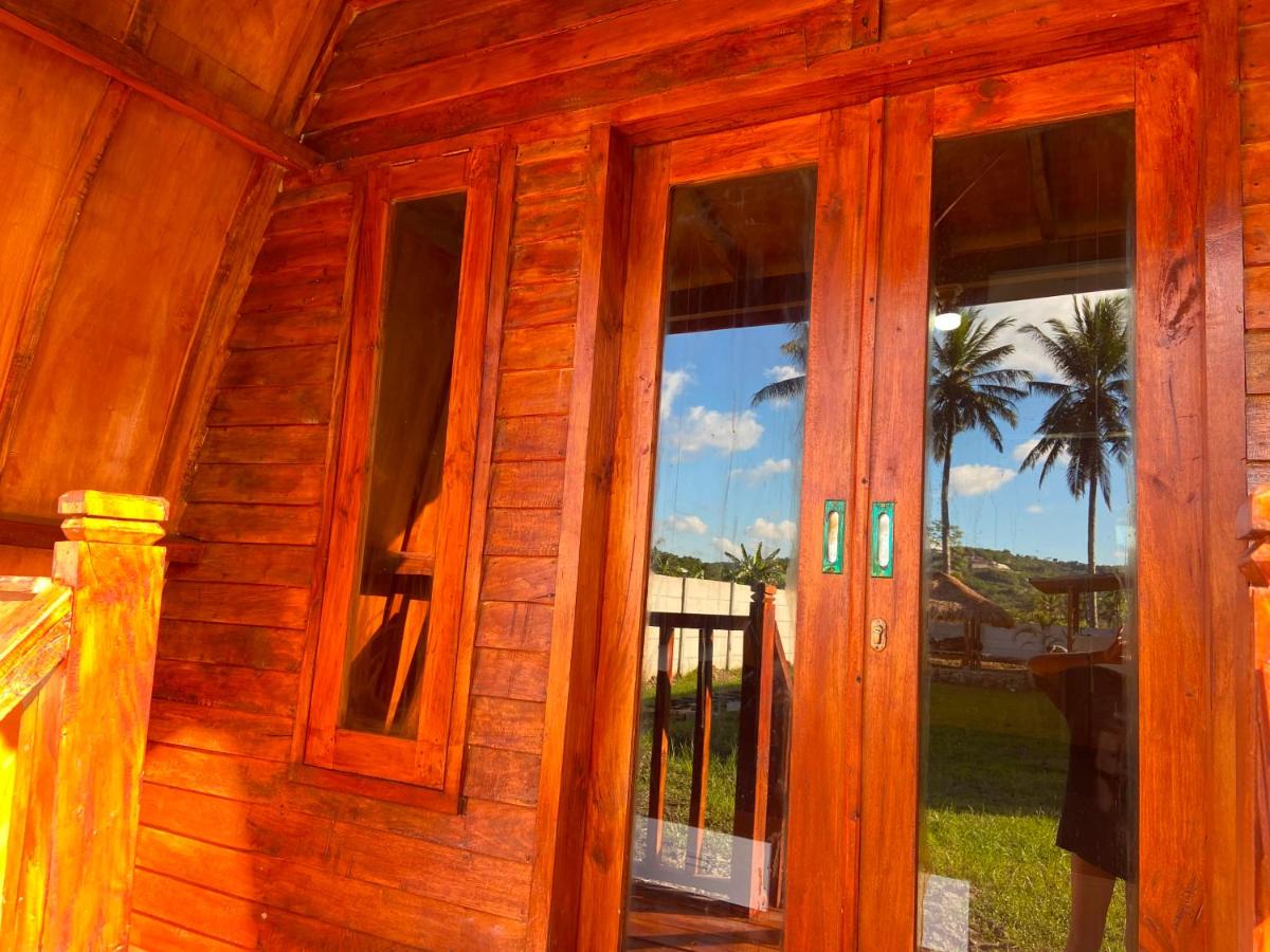 Wavez Bungalow - B&B Selongbelanak