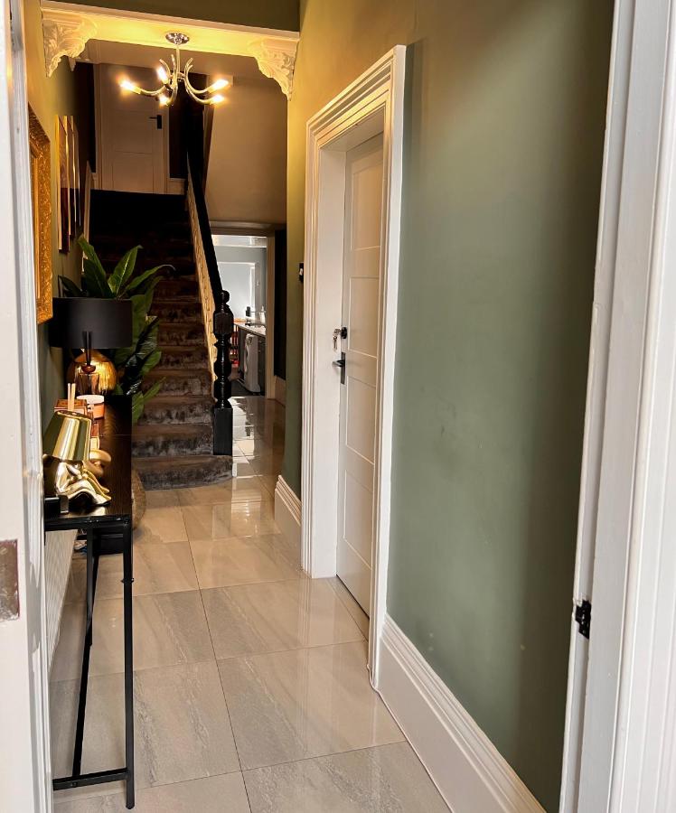 Ayetonis - B&B Balne