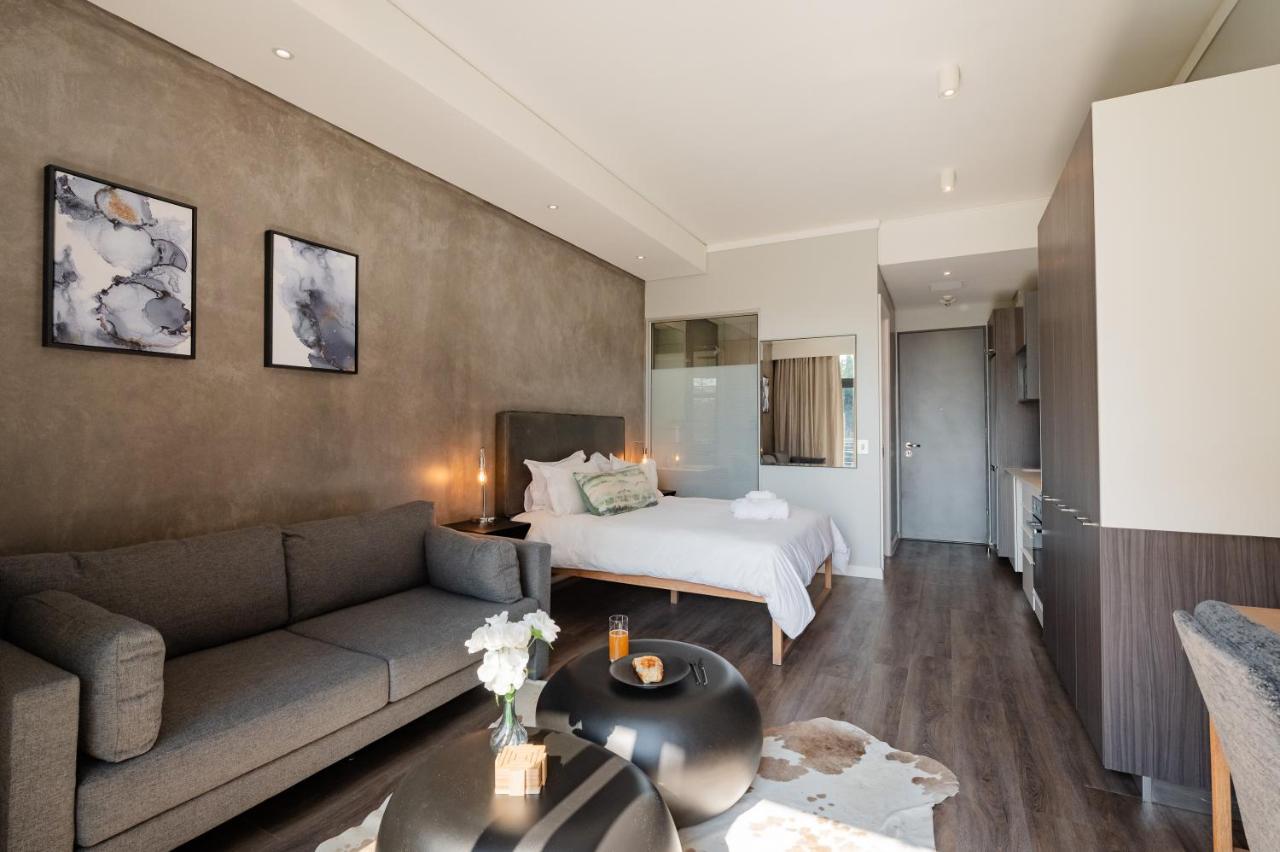 Menlyn Maine Trilogy Apartment 101 - B&B Pretoria