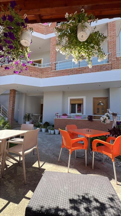 Villa Standard