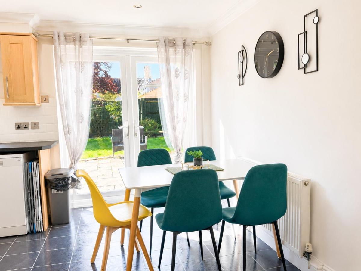 The Hardy Ashford - Free Parking 2x - Chambres d'hôtes Willesborough