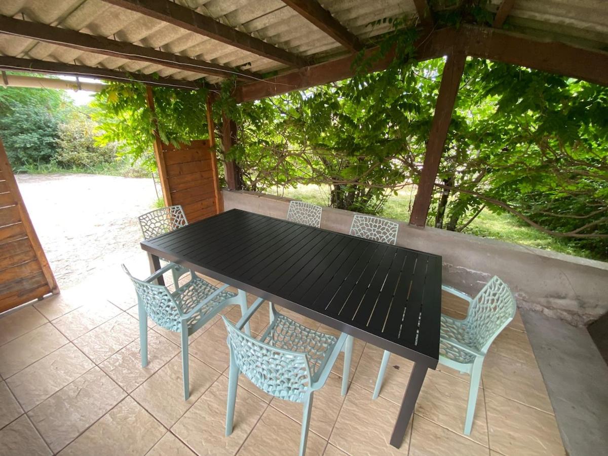 Grand T3 Terrasse Jardin Calme proche Lac & Ville - Chambres d'hôtes Aix-les-Bains