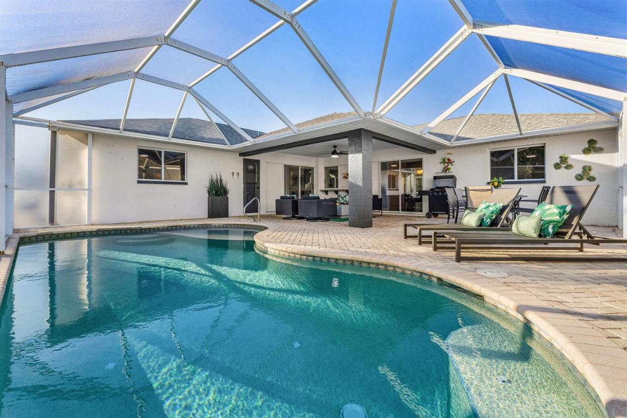 4BRM Stylish Private Home, HTD POOL-Close To Beaches-BBQ-Pets OK-Spotless Clean - Ferienwohnung Naples (Florida)