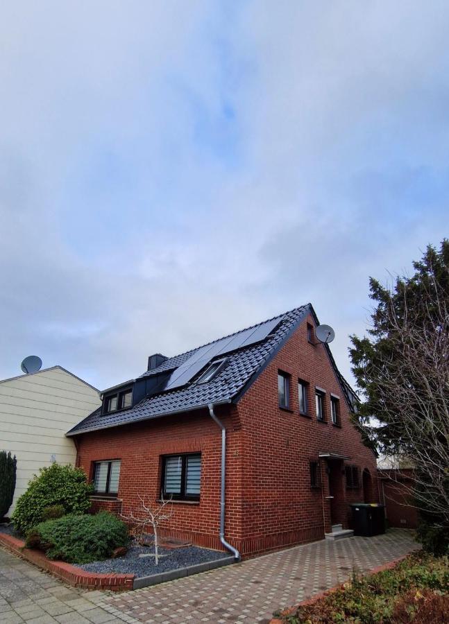 Modernes Ferienhaus in Wegberg mit Garten nahe MG und Düsseldorf - Bed and Breakfast Wegberg