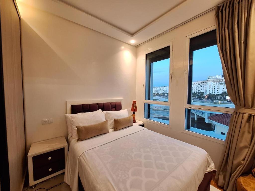 Séjour Malabata chic, Vue mer, Wifi, parking free, TGV - Chambres d'hôtes Tanger