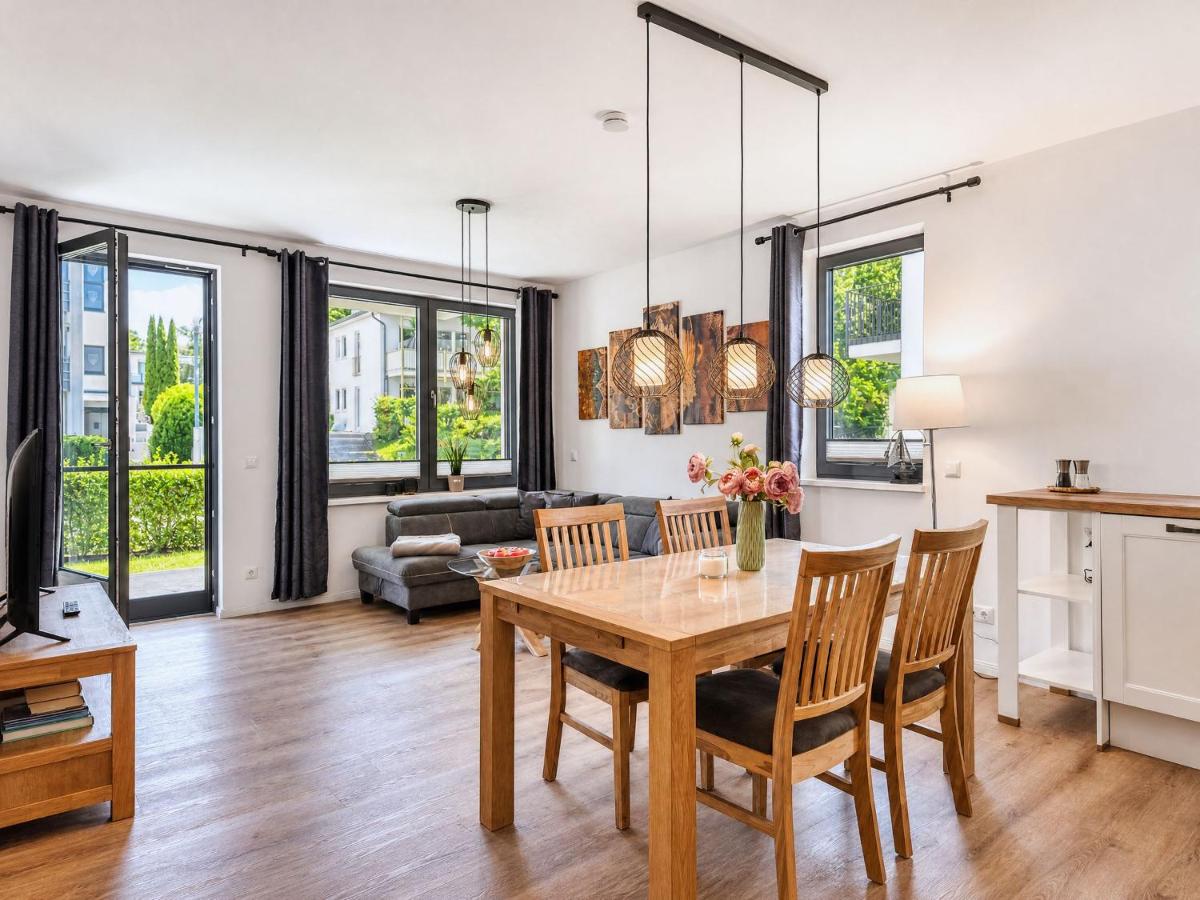 Ferienwohnung Meerzeit Parkvillen Carlota und Candela Baabe - B&B Ostseebad Baabe