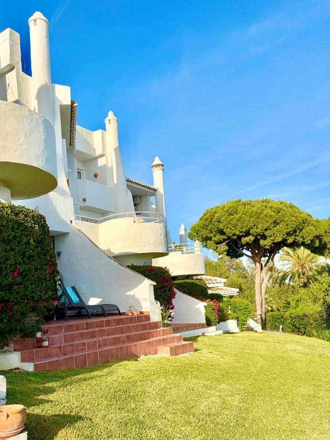 Casa Lozano Del Sol 13 - Your Peaceful Garden Escape Near Luna Beach - B&B Sitio de Calahonda