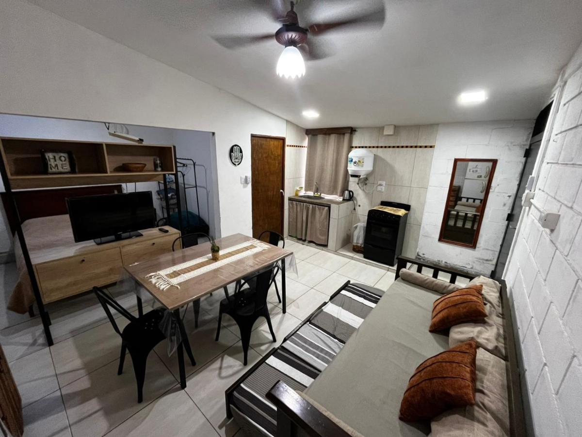 Acogedor familiar y agradable monoambiente. C/est. - B&B Santiago del Estero