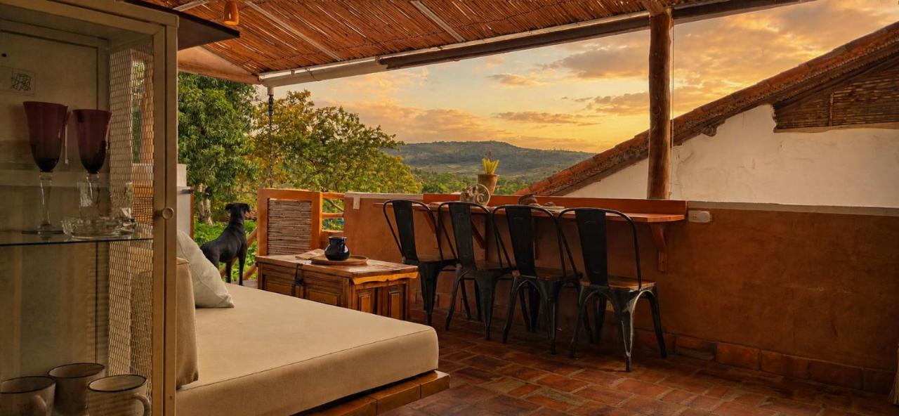 LOLO & Lo Loft Apartments - Peaceful Neighborhood Panoramic Terrace - Chambres d'hôtes Barichara