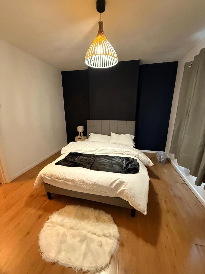 Cozy Family Home Sleeps 6 in Hucknall - B&B Hucknall