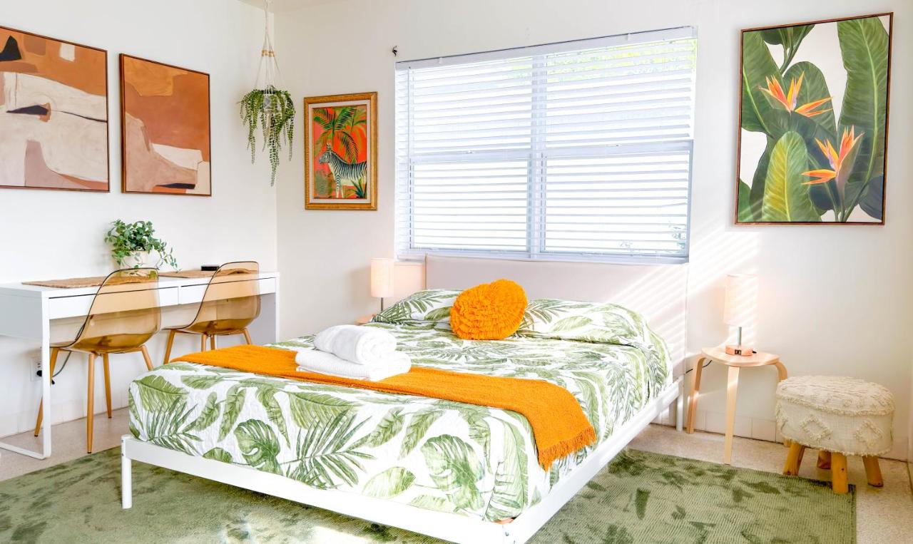 The Sweet Escape Studio - Pets/Parking/Beach - Bed and Breakfast Fort Lauderdale