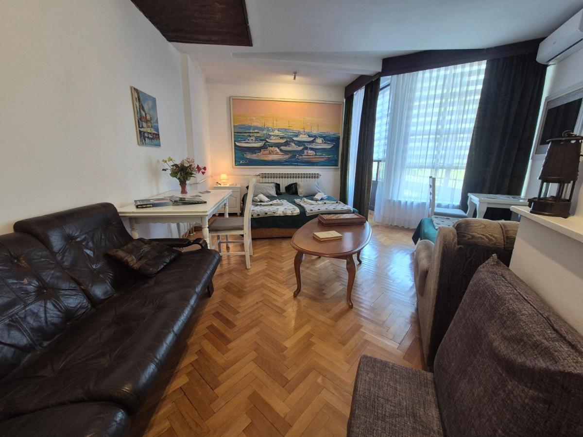 Apartmani CARDAK - Ferienwohnung Paša Bunar