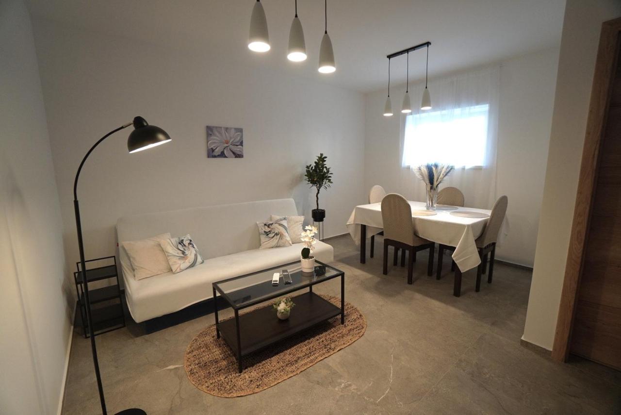 Appartamento con 2 Camere da Letto