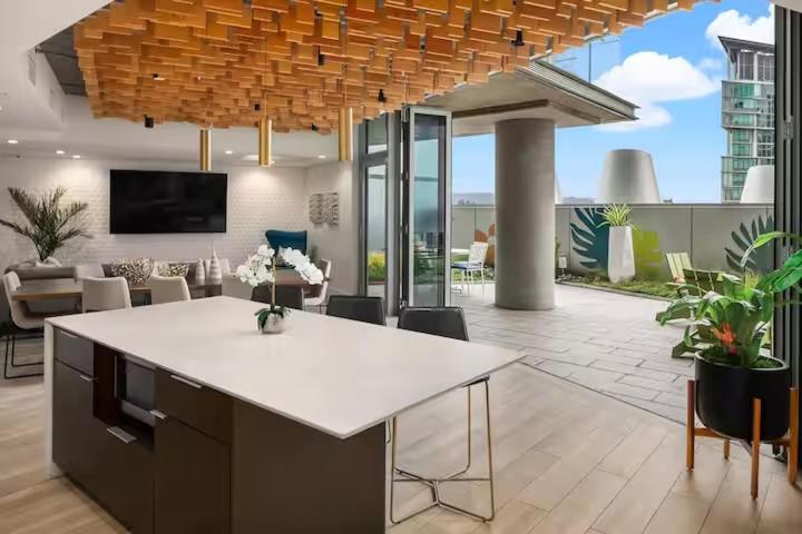 Luxury High rise Heart Bellevue - B&B Bellevue
