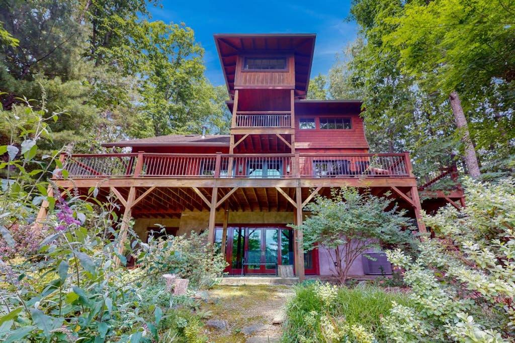 Eagles Wing Lodge - Ferienwohnung Asheville