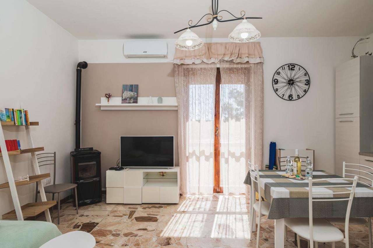 Casa Jamí - Porto Torres - Cucina Completa - Balcone - B&B Porto Torres
