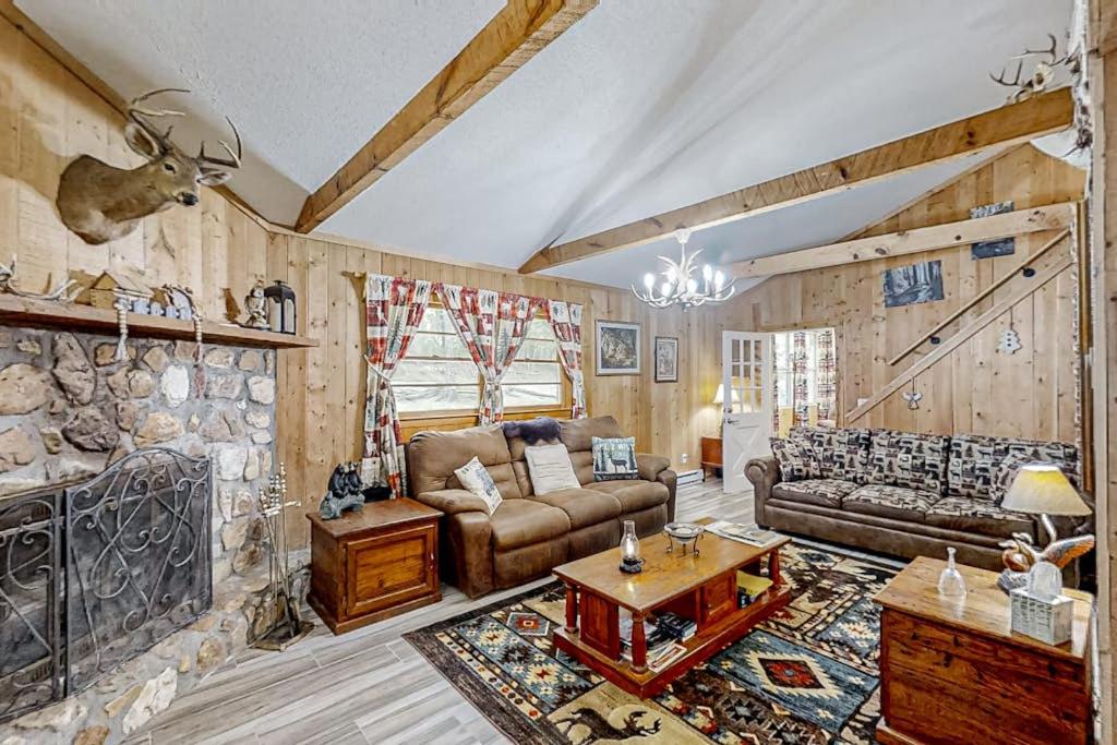 The Little Dude Cabin - B&B Franklin