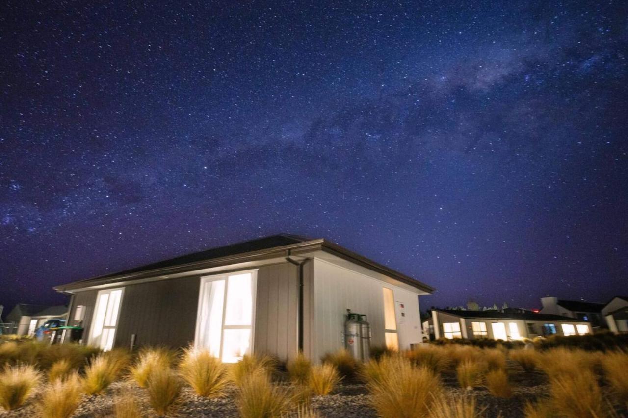 Tekapo Lupin Aura - B&B Lake Tekapo