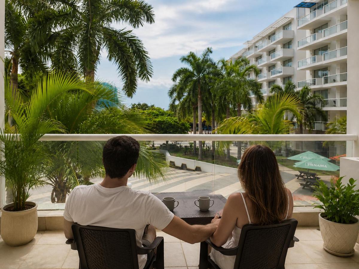 The Palm Prestige Suite de playa - Chambres d'hôtes Playa Blanca