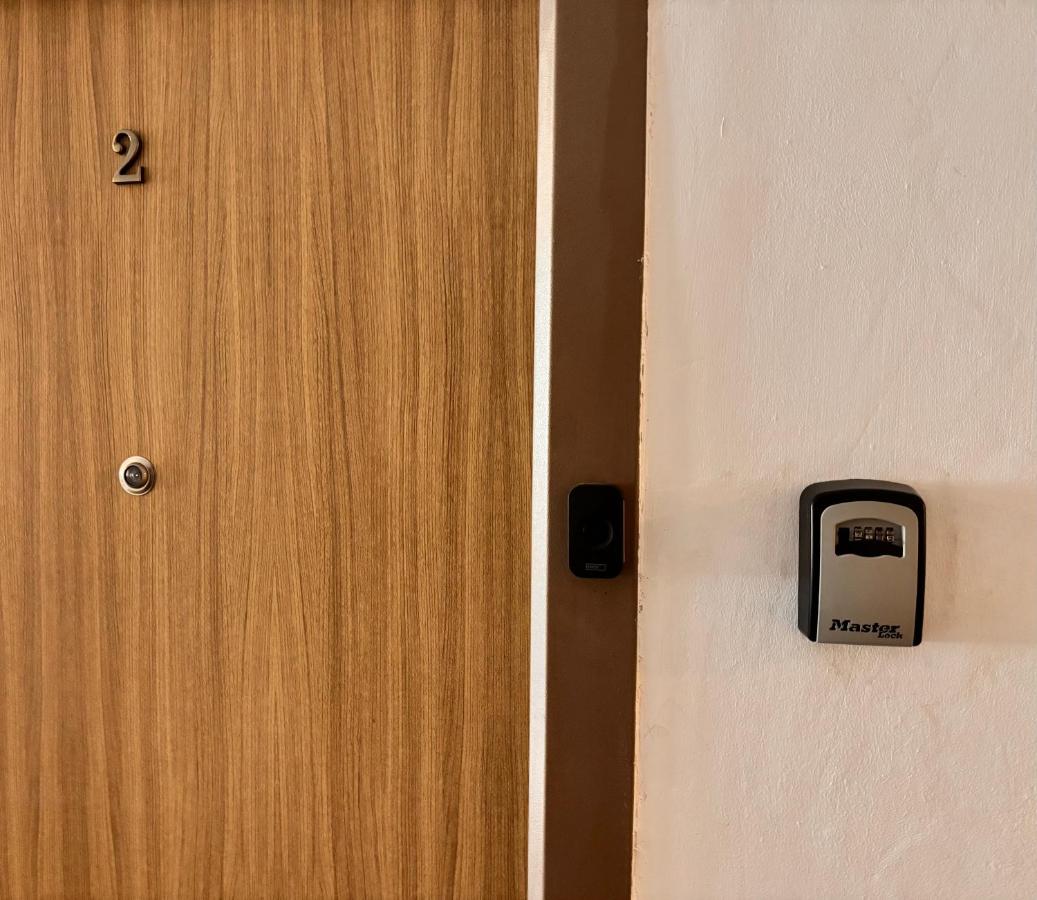 Inner Circle Studio - B&B Bucharest