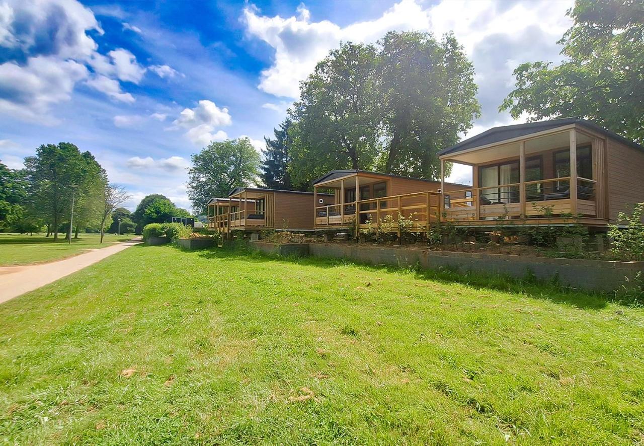 Camp Diekirch - Mobile Home Living - Bed and Breakfast Gilsdorf