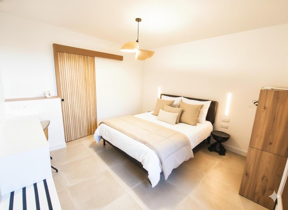 T2 Nature chic 5 min Airport - B&B Olmo