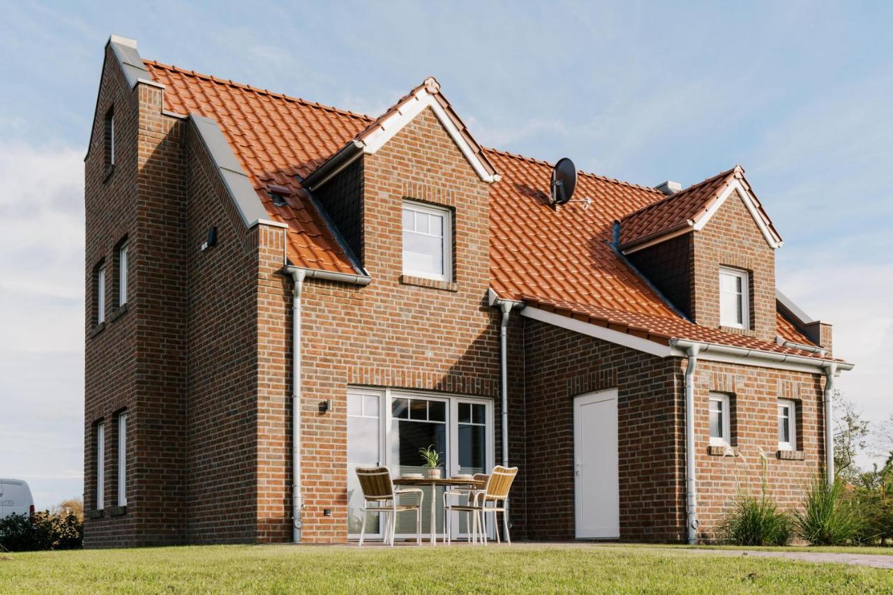 Küsten Suite Grachten Suite 2 direkte Wasserlage, Terrasse, 76qm, Neubaugebiet - B&B Greetsiel