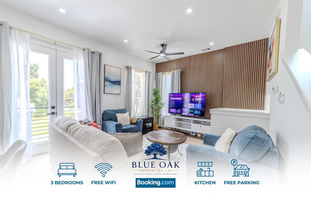 Houston Home, 8 Min to Med Center, Sleeps 8 By Blue Oak Residential Furnished Short Term Rentals Houston - Chambres d'hôtes Houston
