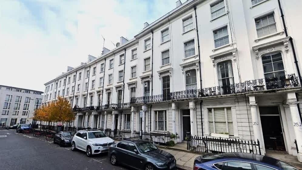 One Bedroom Flat In Paddington - B&B Londra