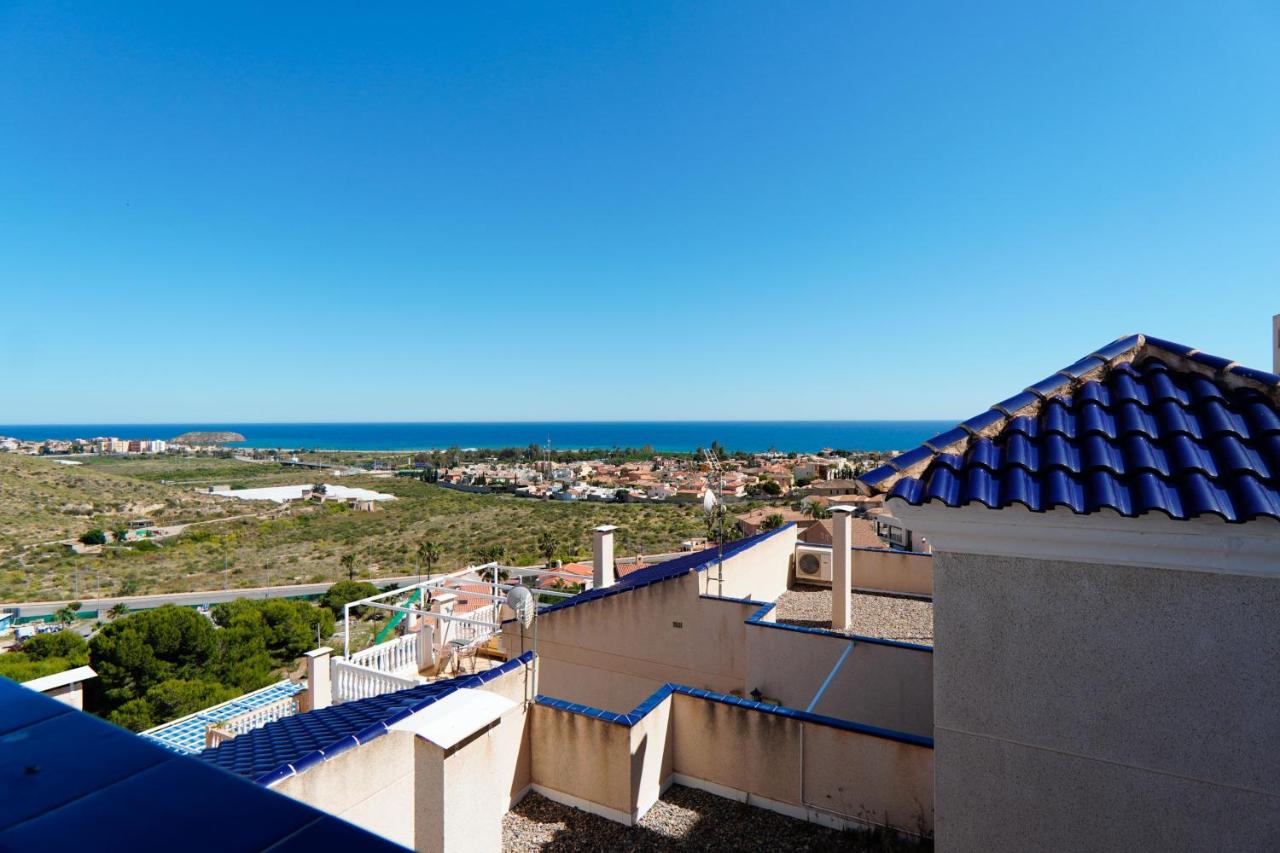Apartamento para 4 con vistas al mar, Piscina, parking y WiFi - B&B Bolnuevo