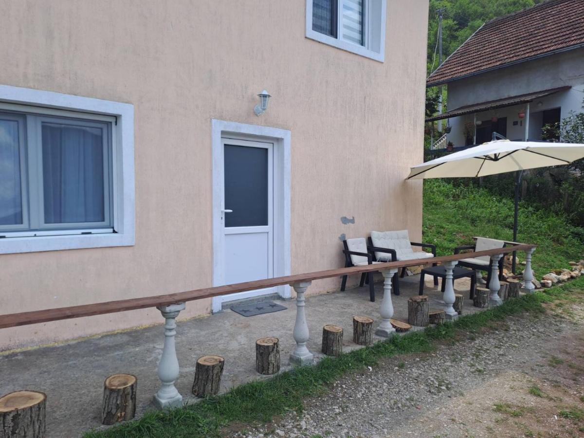 Perucac Apartman - Ferienwohnung Perućac