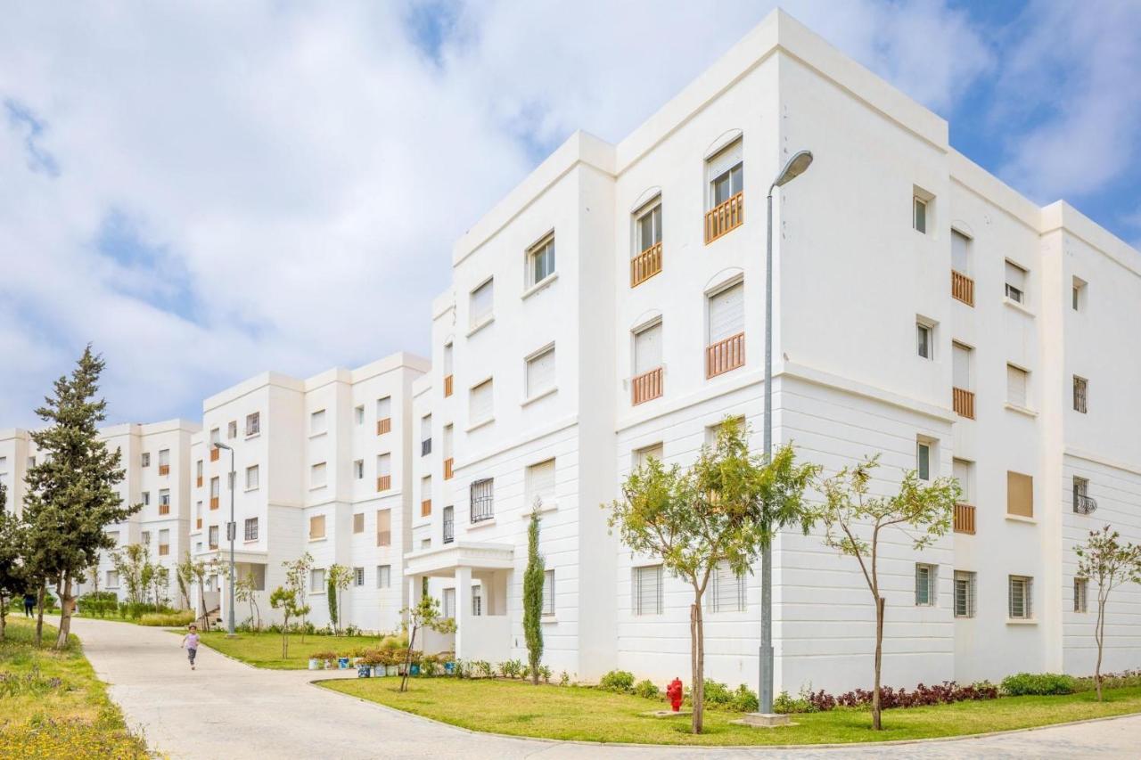 Bright & Cozy Apartment Near CHU & Beach Access - Bed and Breakfast Tanger