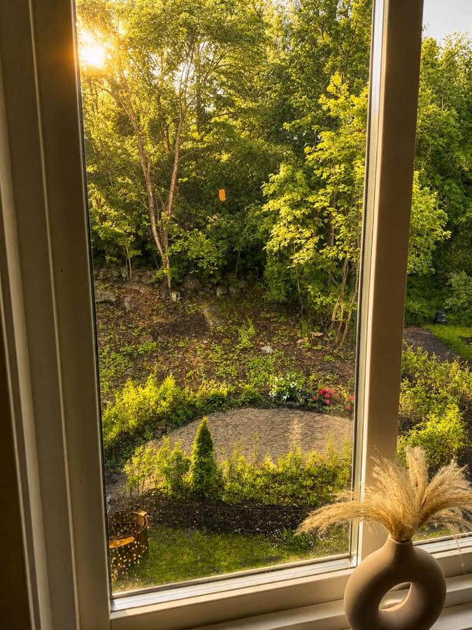 Comfortable stay with parking in Strömstad - Ferienwohnung Strömstad