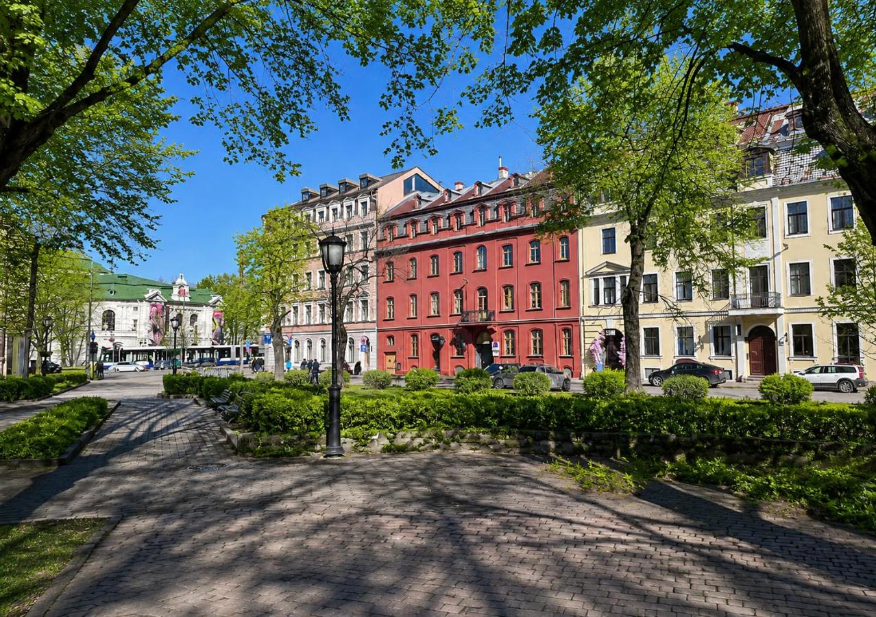 Old Town Hideaway - 3BR APT Sleeps 7 - for Groups & Families - Ferienwohnung Riga