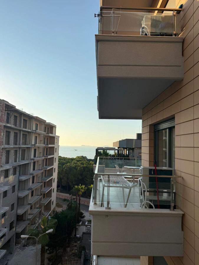 Sea View Apartments on Private Residence Diamond Hill - Chambres d'hôtes Vlora
