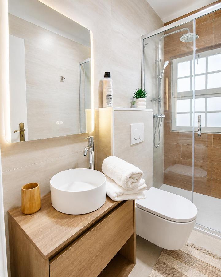 Camera Matrimoniale/Doppia con Letti Singoli con Bagno Privato