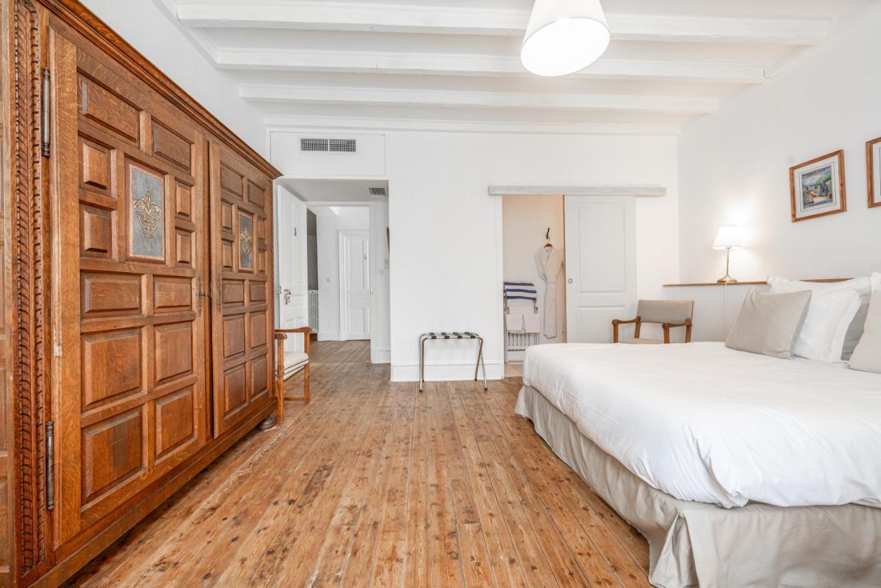 Triple Room with Shared Toilet