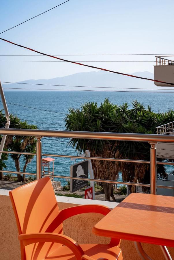 Star Sea View Apartment - B&B Saranda