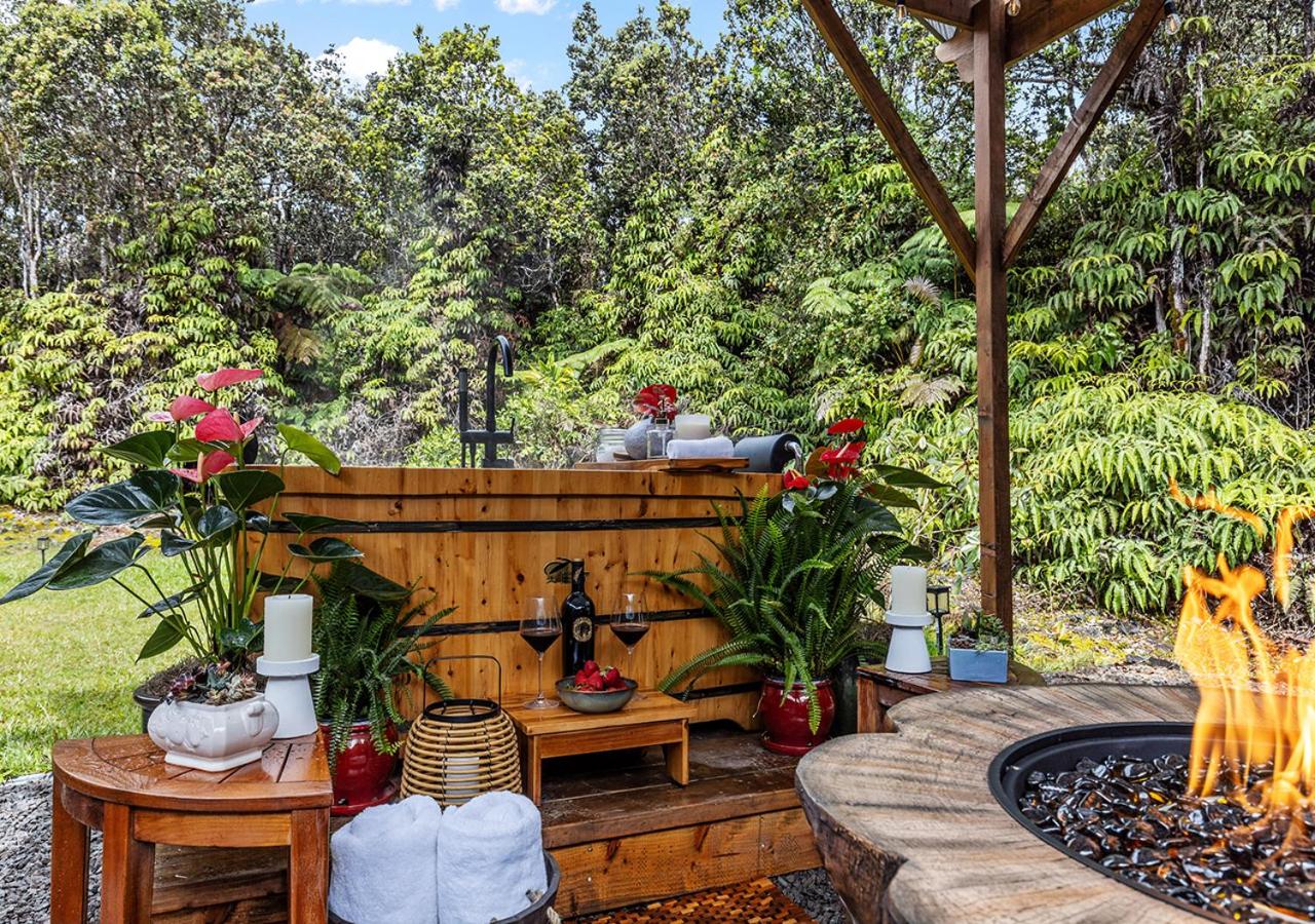 NEW! Volcano Tea House Cottage 2-HotTub-FirePlace - Bed and Breakfast Volcano