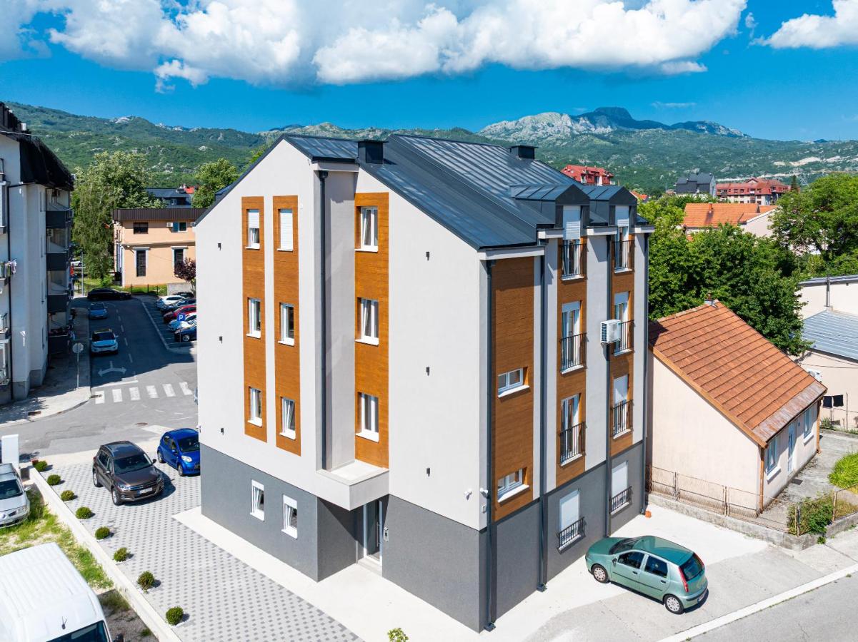 Petiris Luxury Residence - Cetinje - Ferienwohnung Cetinje