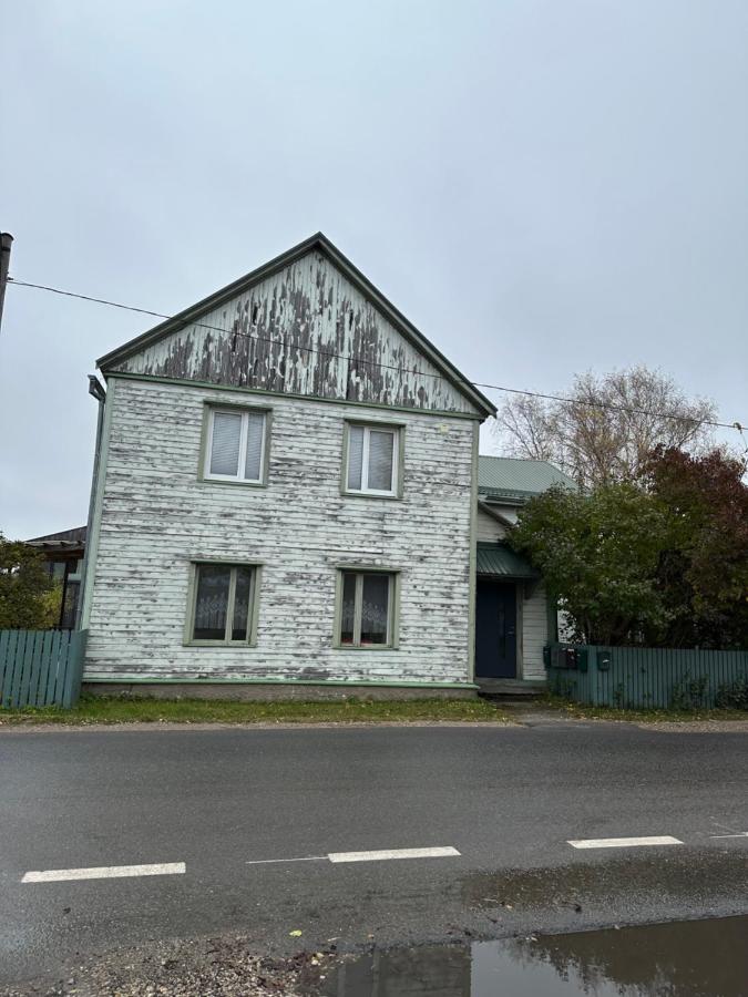 ReMeRo öömaja - Chambres d'hôtes Pärnu