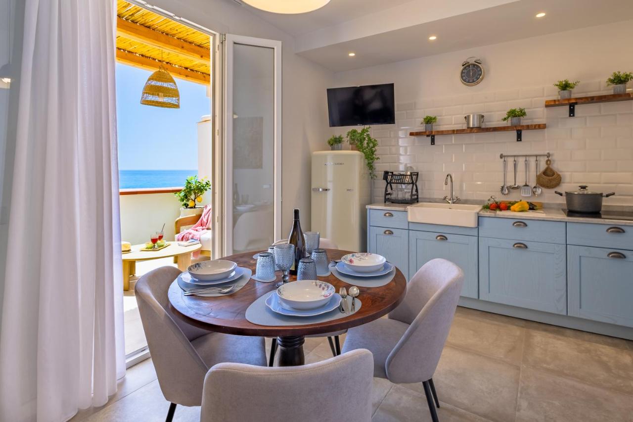 Sanciolu House - Panoramic Harbor & Sea View - B&B Sciacca