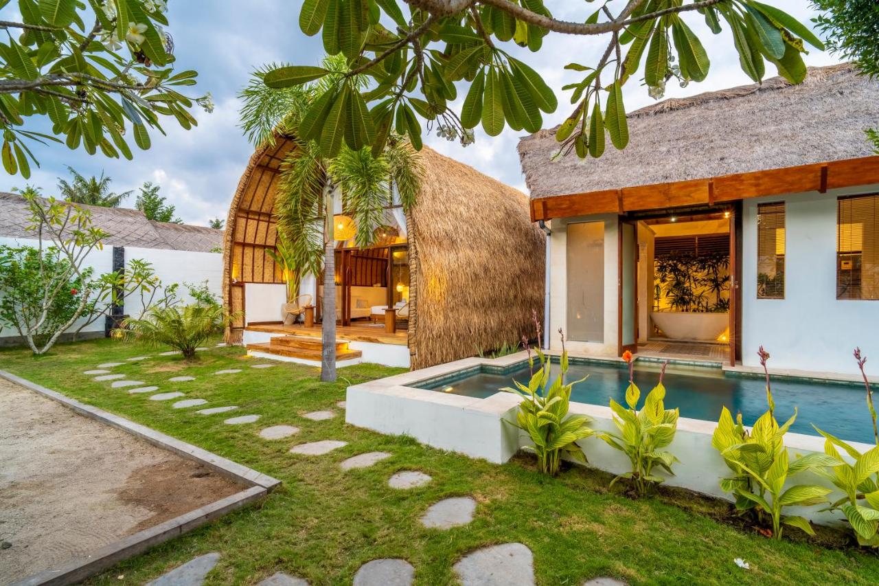 Villa Banten - Spacious 2BR with Pool - B&B Gili Air