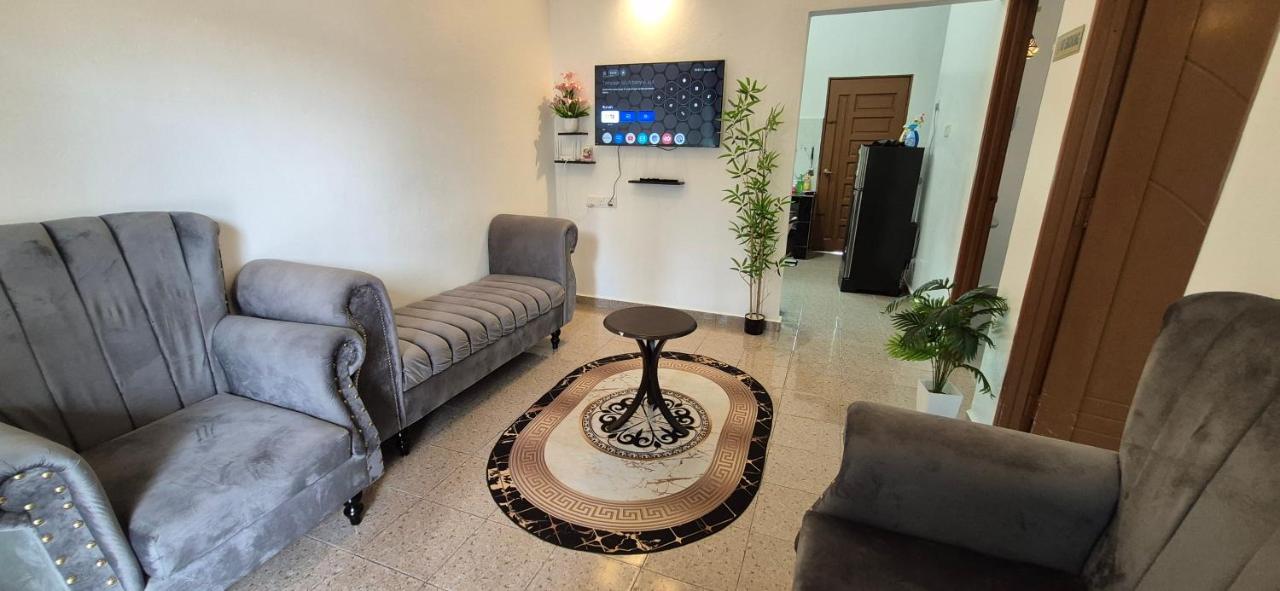 Tbj Homestay B - Ferienwohnung Wakaf Baharu