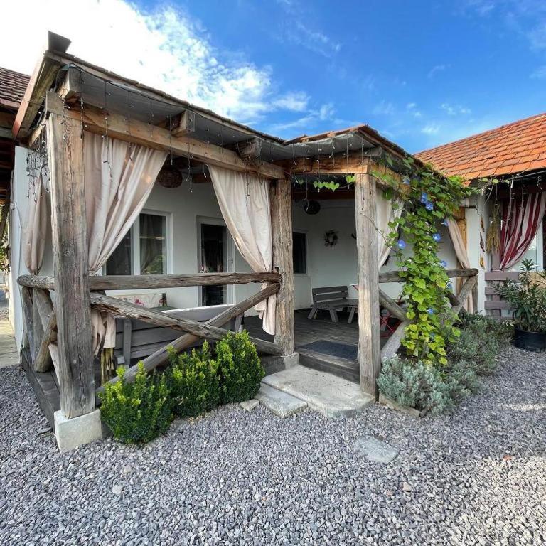 Driepersoonskamer met Terras