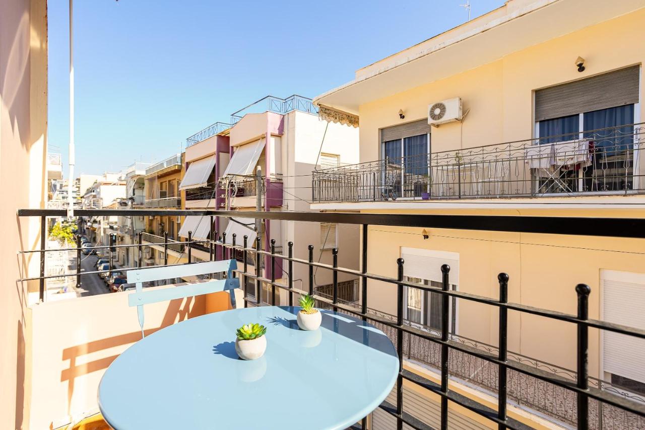 Modern City-Center Studio in the Heart of Kalamata - B&B Kalamata