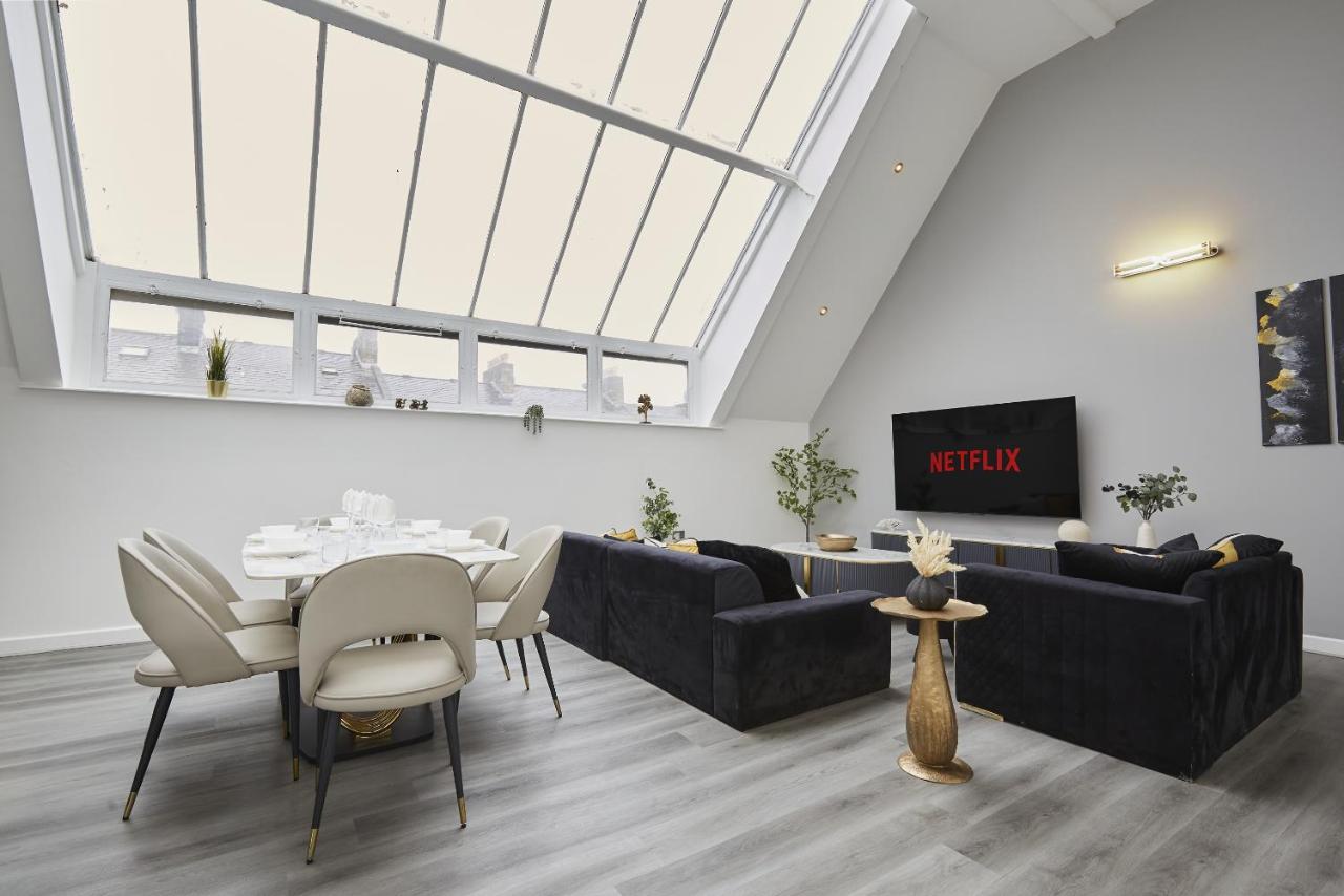 Hayy Modern Penthouse Near Bradford City Centre - Ferienwohnung Bradford